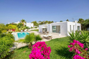 Hotel Can German - Minimalistic villa with panoramic sea views and Dalt Vila
